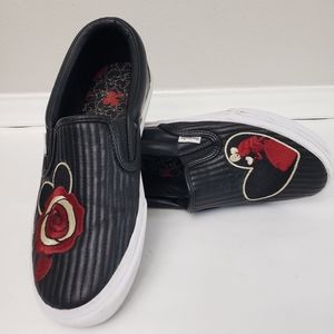 Vera Bradley Disney Alice In Wonderland Slip On Shoes Size 8.5